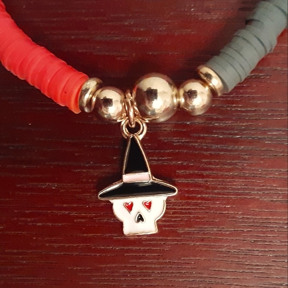 🎃 HOCUS POCUS Beaded Bracelet Set - Picture 4 of 4